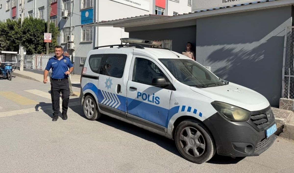 7 yaşındaki öğrencinin çantasından tabanca çıktı: Babası gözaltına alındı