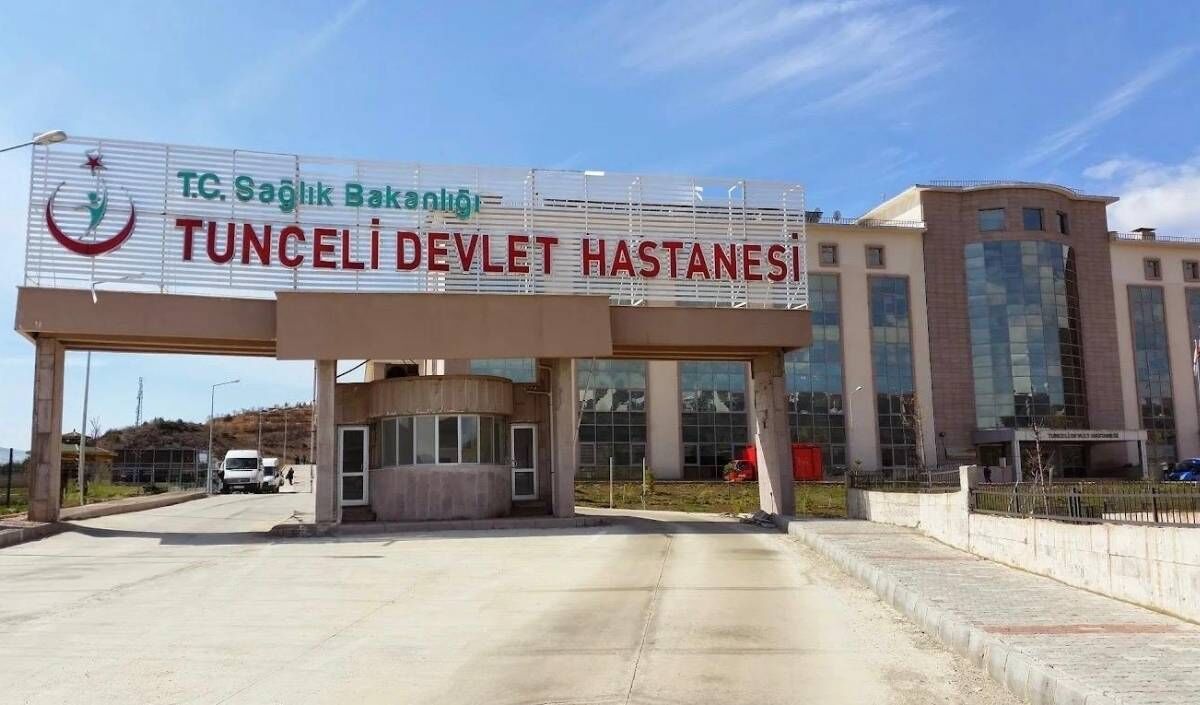 Tunceli Devlet Hastanesi’nde ilk kez kapalı böbrek ameliyatı gerçekleştirildi