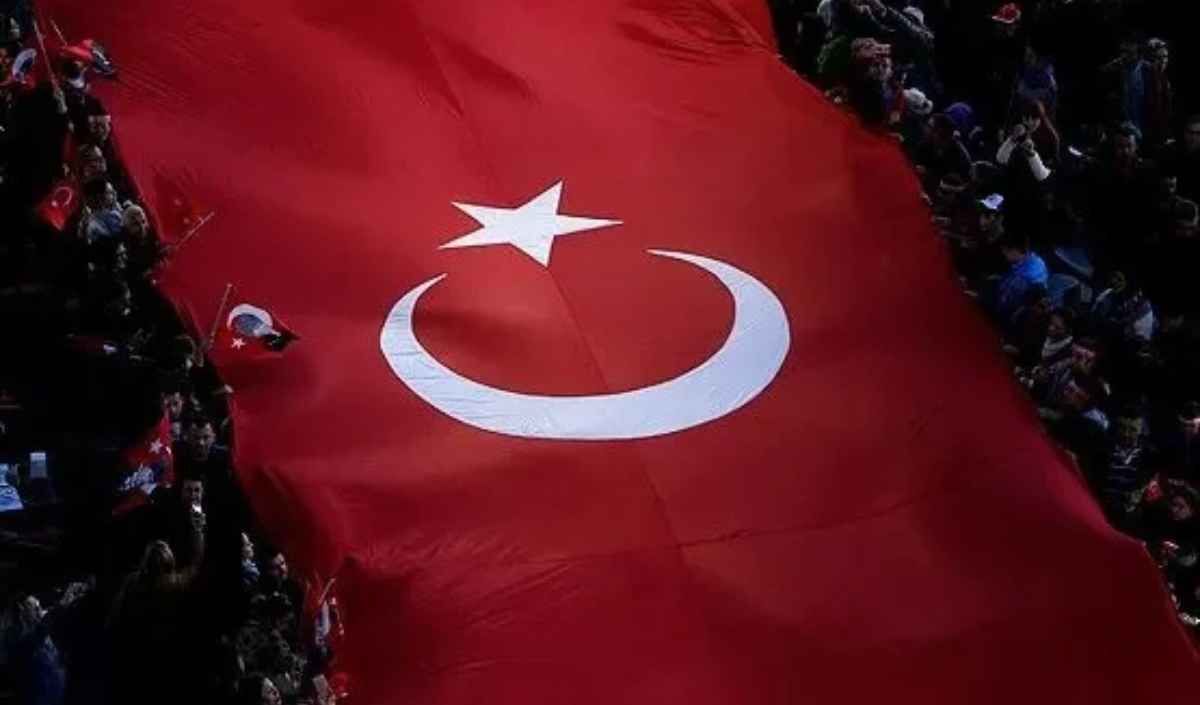 28 Ekim yarım gün mü, öğleden sonra tatil mi? 29 Ekim resmi tatil mi, kimlere tatil?