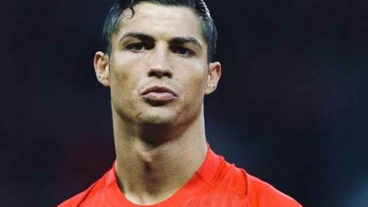 Taraftarlar nezdinde en çok sevilen bireysel performanslardan birisi olan Ronaldo'nun bu performansı hala futbol tarihinin en iyi performansları arasında gösterilmesinin yanı sıra; yıldız futbolcunun o dönemki futbol tarzı da oldukça estetik bulunuyor. 